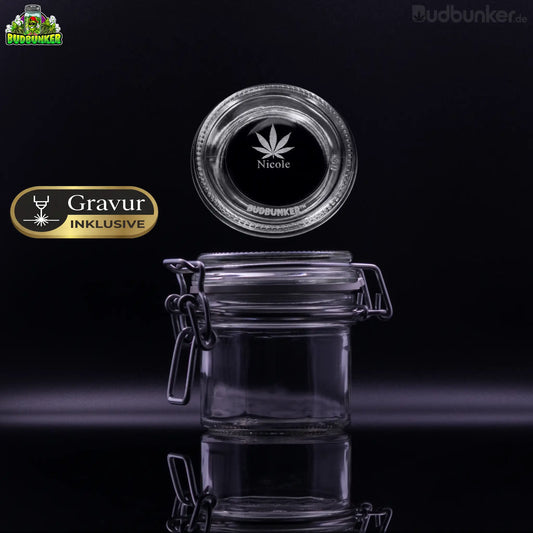 BudBunker Lil Sister: Vorratsglas mit Gravur